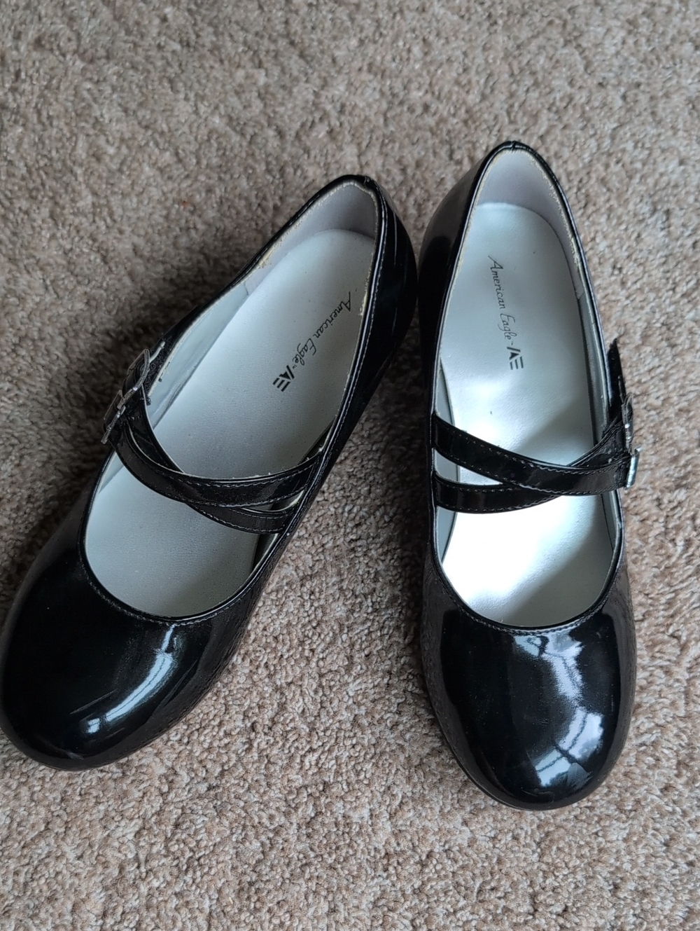American Eagle Outfitters Kids Mary Janes With Glitter Heels.